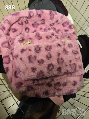 плюшени раници 