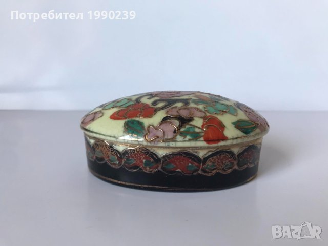 кутия за бижута - порцеланова, снимка 3 - Антикварни и старинни предмети - 43265202