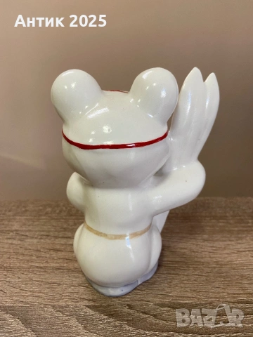 Порцеланова статуетка „Олимпийското мече-скиор“ — Коростен, винтидж, снимка 2 - Антикварни и старинни предмети - 53238004