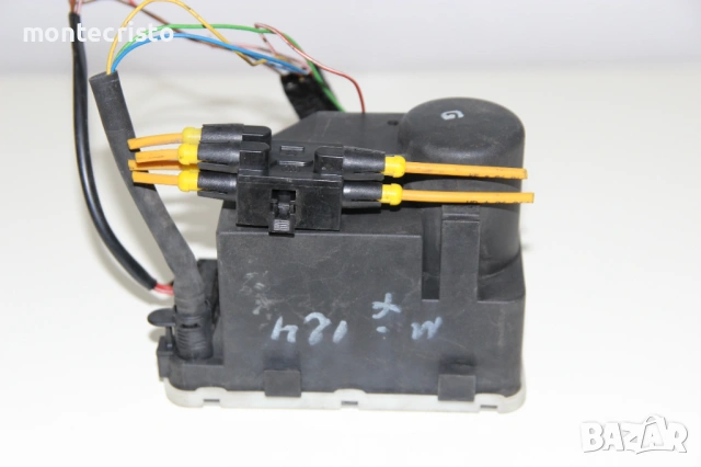 Вакуум помпа централно заключване Mercedes E-class W124 (1984-1996г.) 0132006328 / 1248001148 вакум, снимка 3 - Части - 53228526