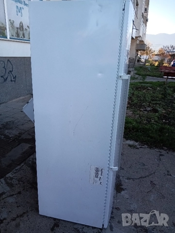 XXL огромен вертикален фризер Бош Bosch Made in Germany с 2 години гаранция!, снимка 7 - Фризери - 52428067