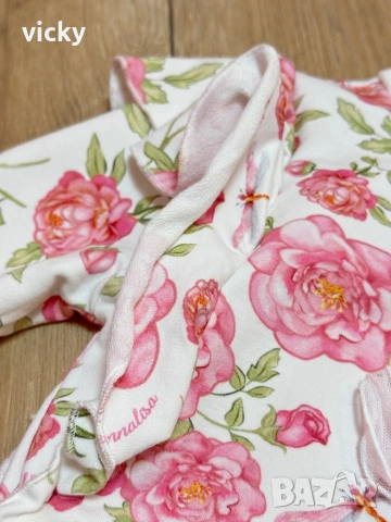 Прекрасна рокля с флорални мотиви и къдрички Monnalisa, размер 98-104см, снимка 5 - Детски рокли и поли - 53156647