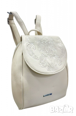 Дамска раница от еко материал с бродиран капак, снимка 2 - Раници - 52138007