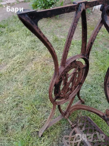 Красиви крака на стара шевна машина NS/BRUDER-KEPICH, снимка 7 - Колекции - 50370250