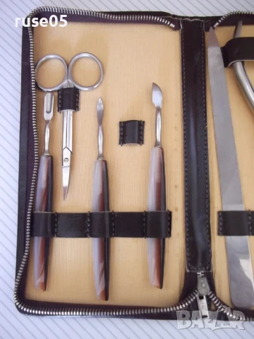 Комплект за маникюр и педикюр в кожен несесер, снимка 3 - Други - 50925958