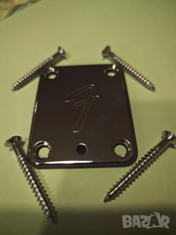 Плочка (Neck Plate)  F Logo във '70s Vintage стил с 5 дупки, снимка 4 - Китари - 51049507