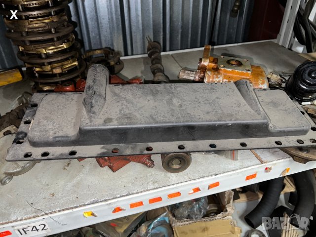 Капак радиатор МТЗ долен, пластмасов НОВ ОРИГИНАЛЕН