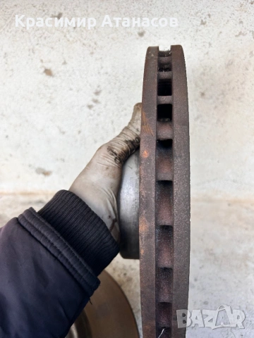 Спирачени дискове предни за Мерцедес Е-класа W211. Бензин 3.5 , снимка 3 - Части - 53048169