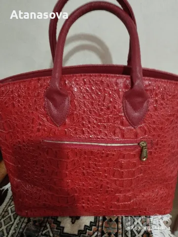 Продавам червена чанта ,реплика  MICHAEL KORS, снимка 5 - Чанти - 49161140