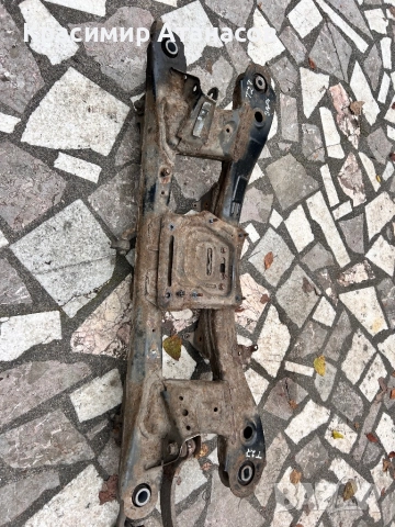 Заден мост за Тойота Авенсис T27 седан. Комби. 2009-2015г, снимка 6 - Части - 52889719