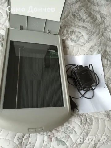 Продавам скенер Хюлет Пакард модел scanjet 2300c