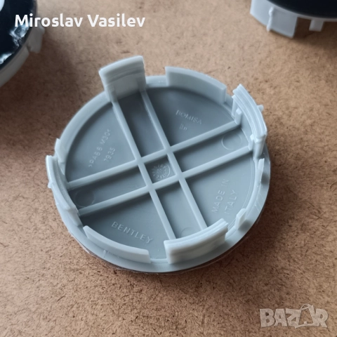 Капачки за джанти Bentley Бентли, снимка 3 - Аксесоари и консумативи - 51432666