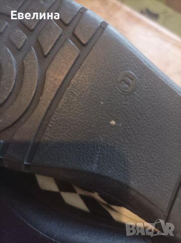 Пантофи , снимка 4 - Детски пантофи - 38100438