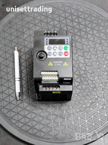 Честотен инвертор 0,75 кВт, 380V, 2,1А, снимка 4 - Електродвигатели - 53018535