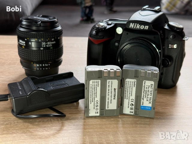 Nikon D90 + обектив и аксесоари, снимка 3 - Фотоапарати - 53085444