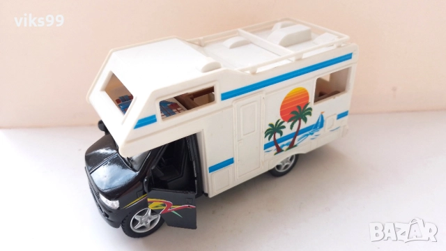 Метални колички Kinsmart, снимка 12 - Колекции - 52199001