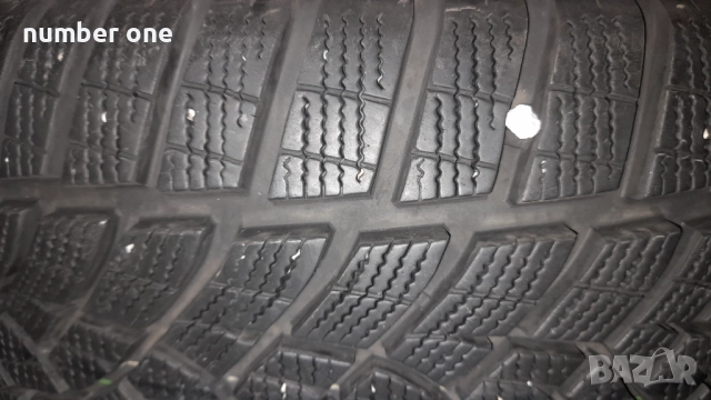 Гуми 235 50 17 год йеар, снимка 2 - Гуми и джанти - 51982616