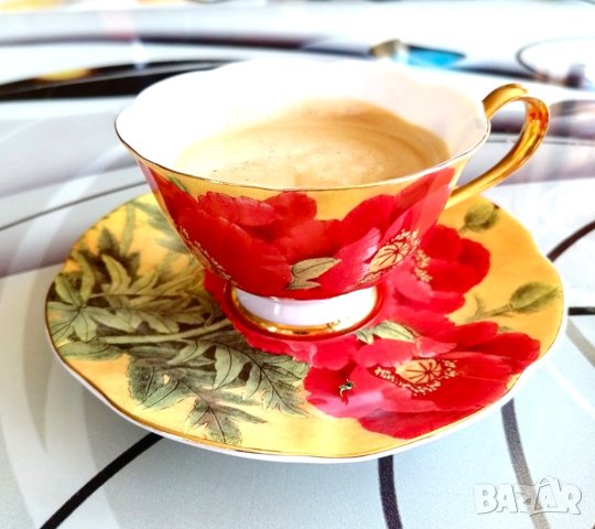 Костен порцелан комплект чай или кафе с червени цветя, снимка 7 - Сервизи - 27679584