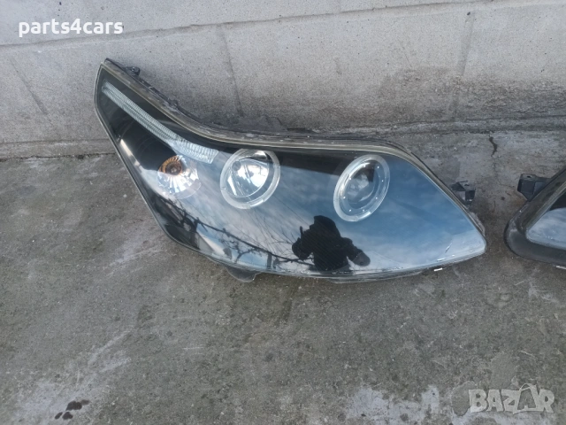 ляв и десен тунинг фар с ангелски очи и лупи за ситроен ц4 CITROEN C4, снимка 2 - Части - 53050378