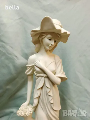 Пластика -Жена с височина 45 см от колекцията Callileo, снимка 3 - Други ценни предмети - 47368349