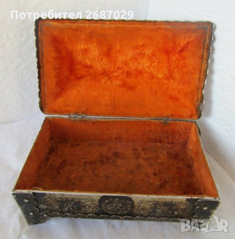 Стара голяма метална кутия, кутия за бутилка, кутия с плъзгащ капак, дървена ГДР, снимка 3 - Декорация за дома - 33070161