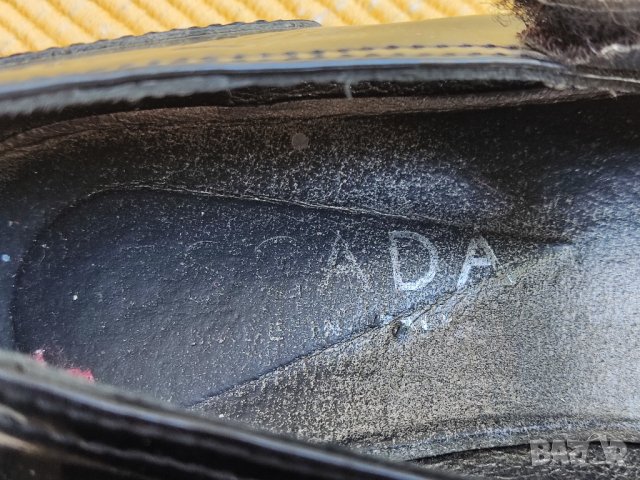 кожени балерини Escada, снимка 5 - Детски обувки - 43726798