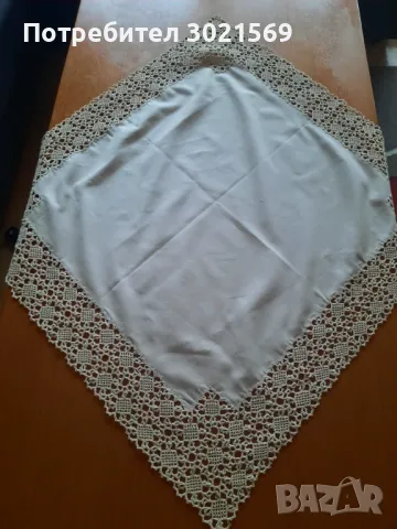 Каре за маса, снимка 2 - Покривки за маси - 49166293