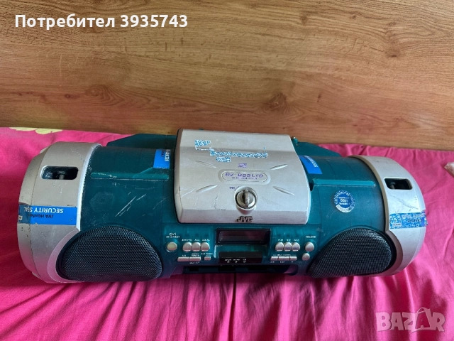 JVC RV B55 boombox , снимка 3 - Радиокасетофони, транзистори - 52500395