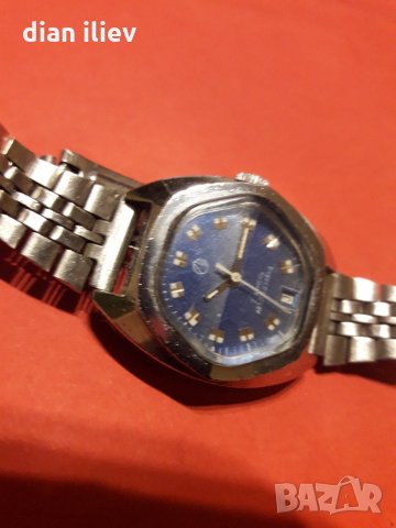 Стар дамски механичен часовник -Лъч , снимка 2 - Антикварни и старинни предмети - 26387414