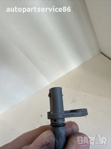 Датчик за ABS задна част 65000 км за Peugeot 3008 1.2T (2022) 9810961080, снимка 2 - Части - 53564371