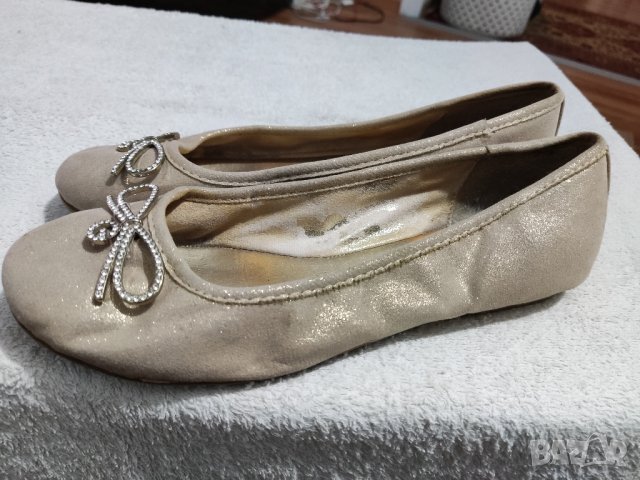кожени балеринки Guess, снимка 1 - Дамски ежедневни обувки - 34982288