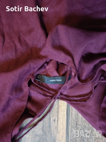 продавам дамска блуза , снимка 2 - Блузи с дълъг ръкав и пуловери - 51647004