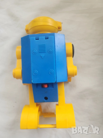 играчки от соца - български и съветски, запазени, на батерии, снимка 3 - Други ценни предмети - 52934424