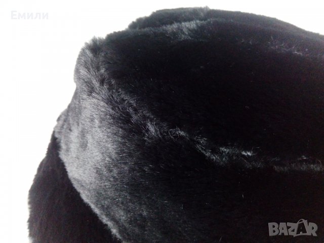 Дамска зимна плюшена шапка в черен цвят, снимка 8 - Шапки - 39070676