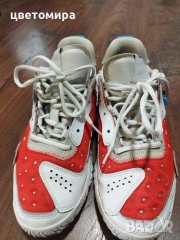 Air Jordan react размер 42.5, снимка 2 - Маратонки - 52854523