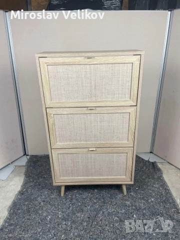 Шкаф за обувки в перфектно състояние , снимка 1