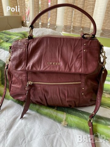 Оригинална чанта Guess в красив цвят, снимка 2 - Чанти - 28337522