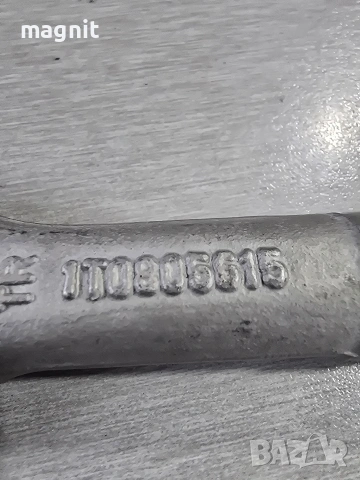 1T0805615 Оригинална кука за теглене за Vw Beetle Tiguan, снимка 2 - Части - 53189470