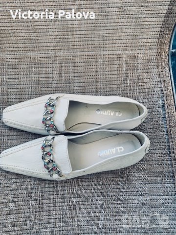 Красиви модерни обувки-лоуфъри CLAUDIO Италия, снимка 2 - Дамски ежедневни обувки - 32502240