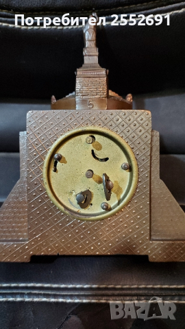 Часовник , снимка 6 - Антикварни и старинни предмети - 44866352
