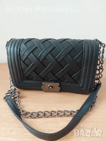 Стилна дамска чанта през рамо код 111