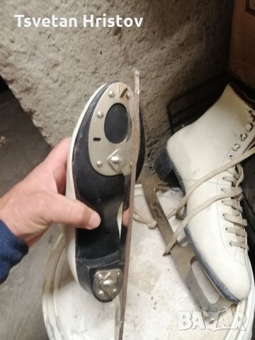 Зимни кънки, снимка 5 - Зимни спортове - 34982578
