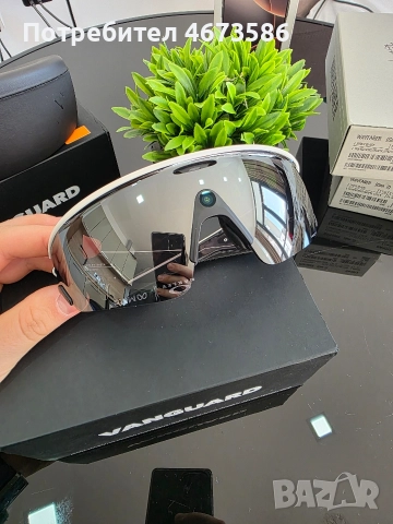 Най-ниска цена! Oakley Vanguard Meta – рядък модел, почти нови, 410€ / 800лв, снимка 2 - Други - 52920645