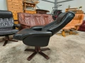 4010 Relax кресло с отоманка от естествена кожа , снимка 2