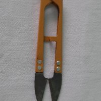 Метална шивашка ножичка, снимка 1 - Други стоки за дома - 43713641
