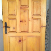 Дървена врата втора употреба, снимка 1 - Интериорни врати - 44881697