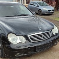 Mercedes C200 2.2CDI - 122к.с. 2003г на части, снимка 2 - Автомобили и джипове - 43987358