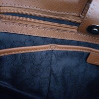 Продава маркова чанта Чанта MICHAEL KORS, снимка 4 - Чанти - 43006043