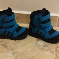 Зимни Детски Обувки ADIDAS HOLTANNA SNOW CM7278, снимка 2 - Детски боти и ботуши - 39980999