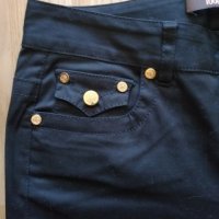 Оригинални дамски панталони Roberto Cavalli , снимка 9 - Панталони - 26518582